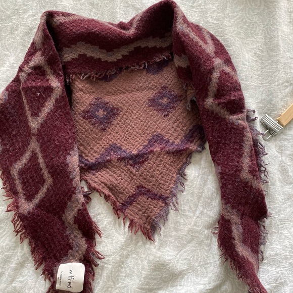 Wilfred diamond mosaic triangle scarf - Picture 2 of 4